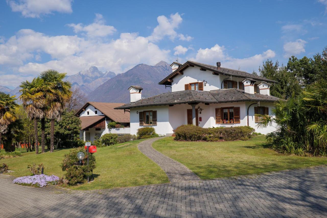 Villa Palma Colico Exterior photo