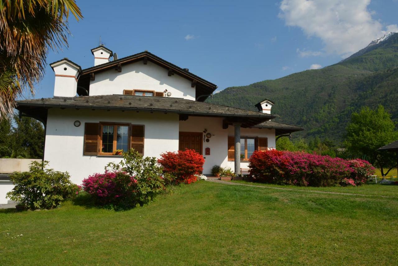 Villa Palma Colico Exterior photo